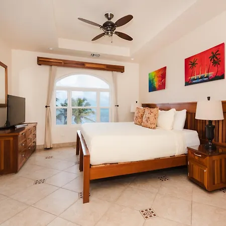 Grand Caribe Belize