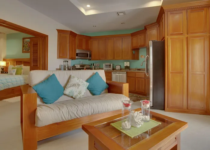 Grand Caribe Belize