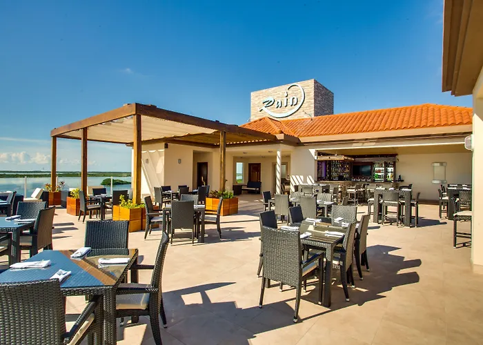 Grand Caribe Belize Resort 4*