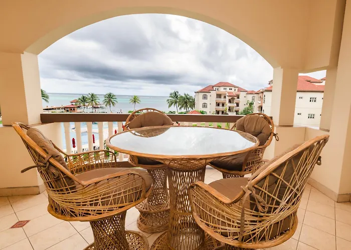 Grand Caribe Belize